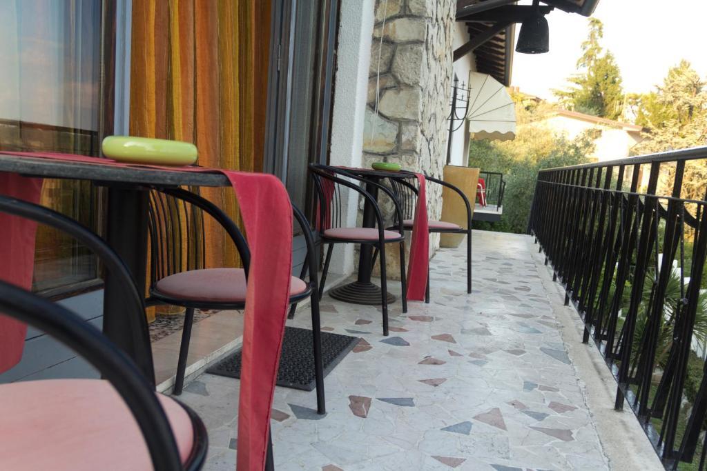 Guest House Villa De Ros 살로 외부 사진