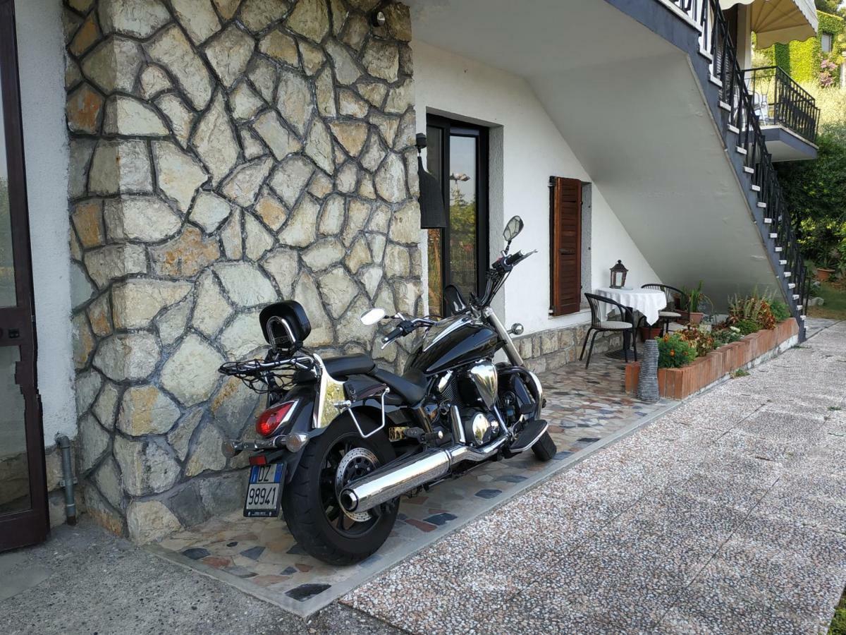 Guest House Villa De Ros 살로 외부 사진